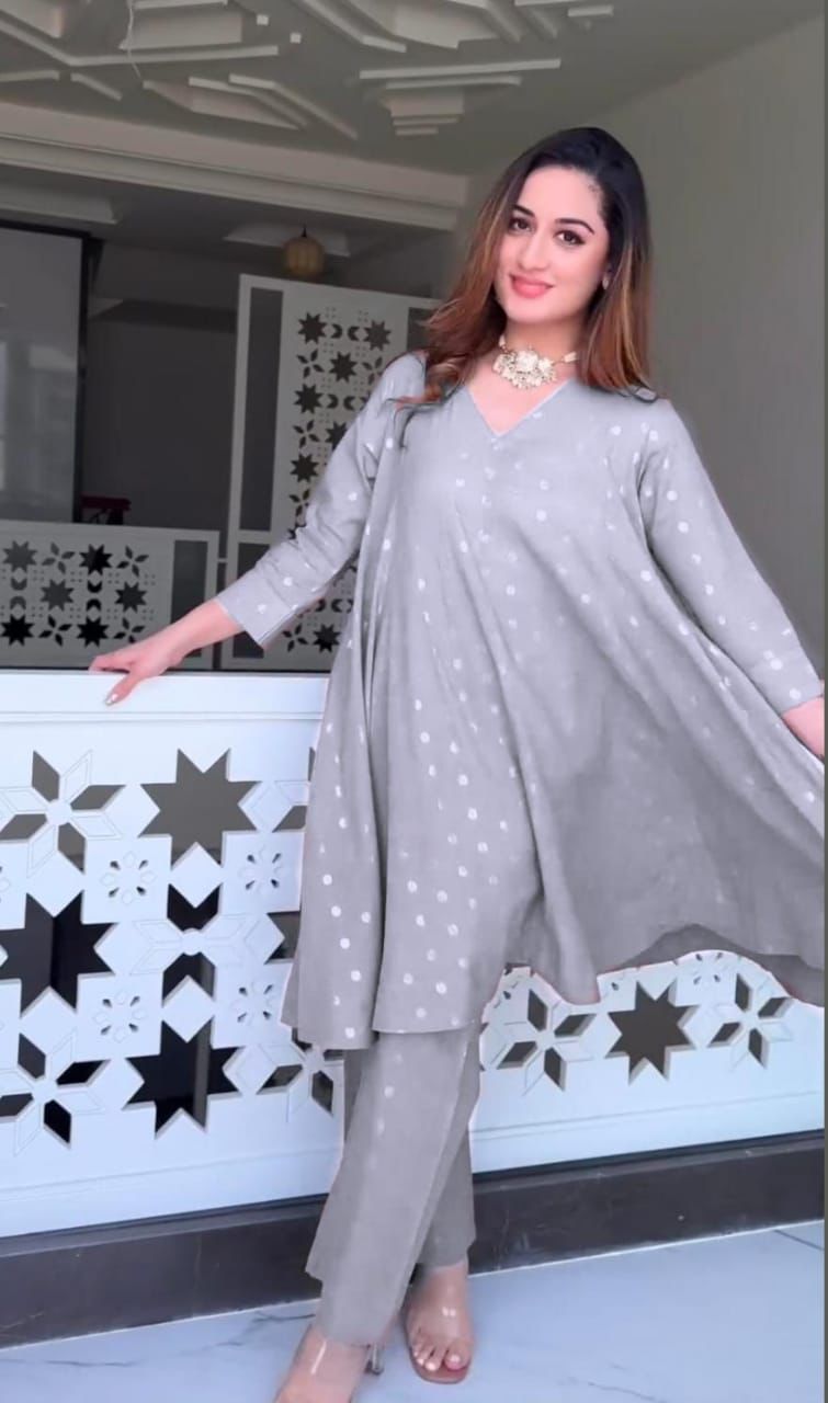 Inayakhan Grey Ready to wear Cotton Lurex Coord Suit Set for Women XXL 44 Grey Cotton