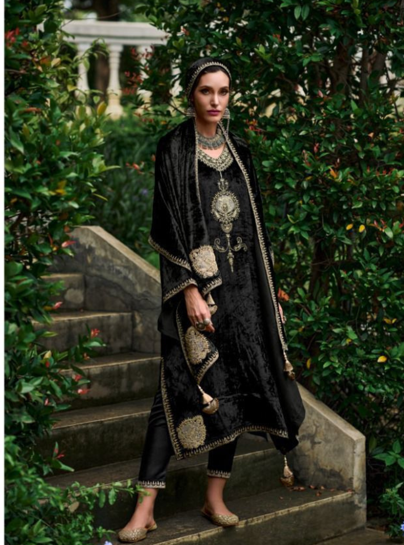 Classic Black Kashmiri Velvet Pherans Ensemble – Inayakhan Shop