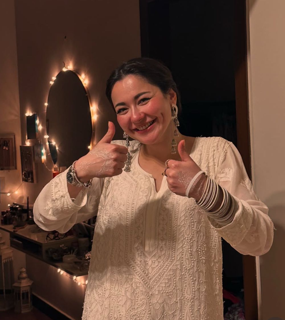 White Elegant Viscose Lucknow Chikankari Handwork Ensemble (New)