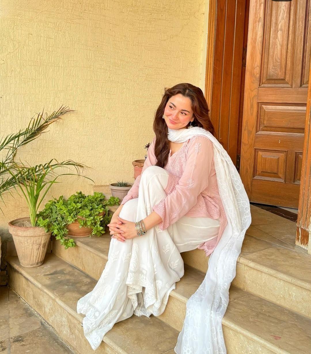 Premium Viscose Lucknow Chikankari Kurti Sharara Dupatta Set - Inayakhan Shop