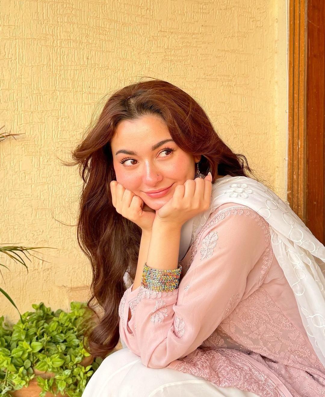 Premium Viscose Lucknow Chikankari Kurti Sharara Dupatta Set - Inayakhan Shop