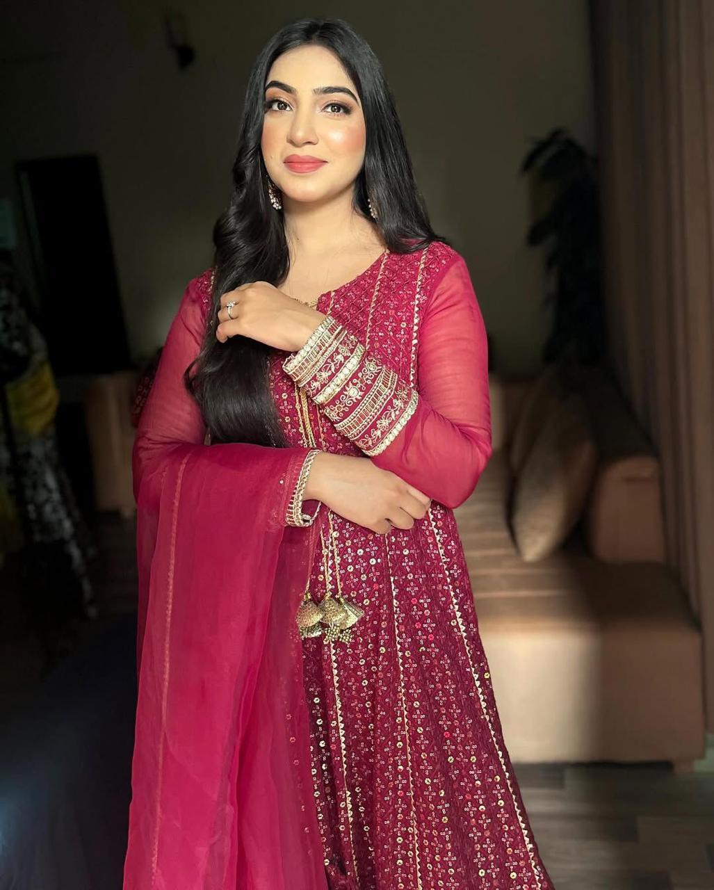 Red Elegant Fox Georgette Embroidered Suit Set – Fully Stitched ✨