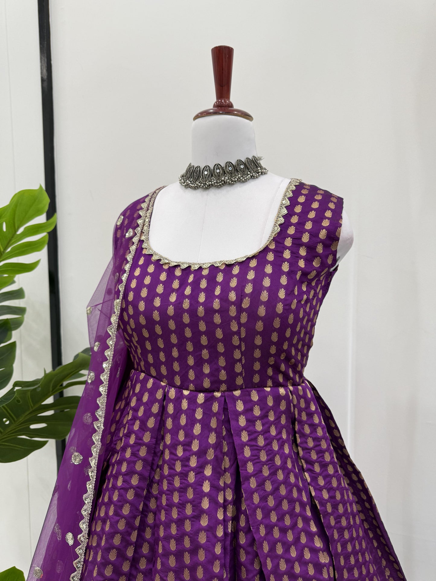 Deep Purple Jacquard Silk Weaving Suit Set with Net Dupatta