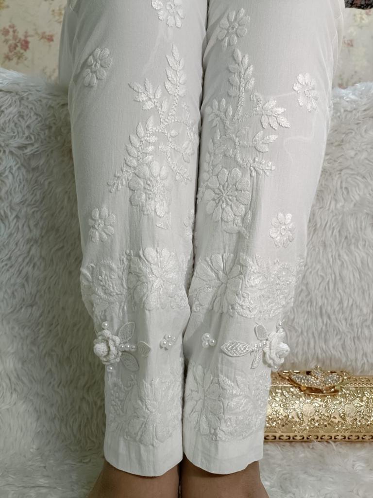 Tranquil Elegance: Light Green Chikankari Kurti in Mulmul Cotton - Inayakhan Shop