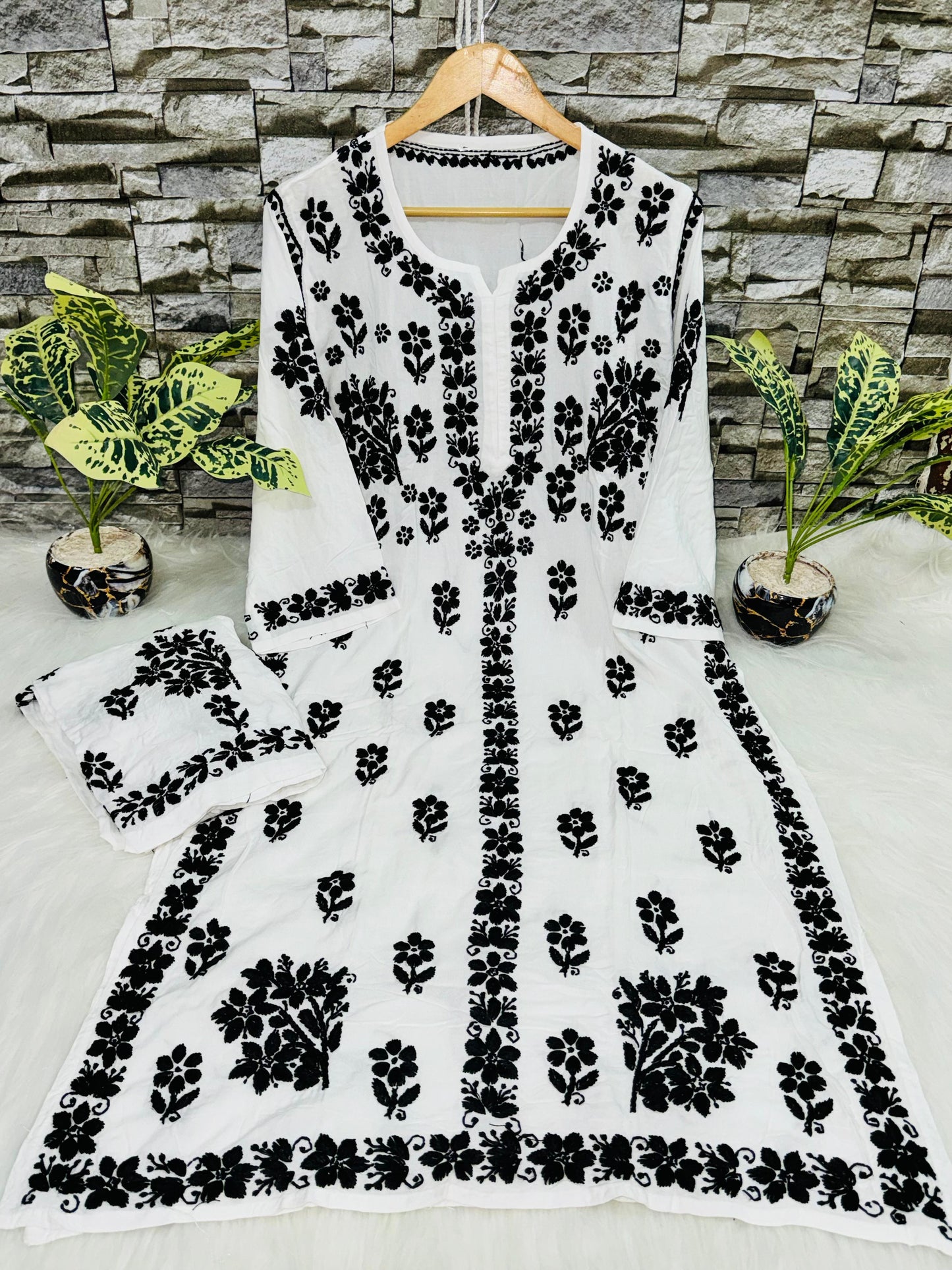 Lucknow Chikankari