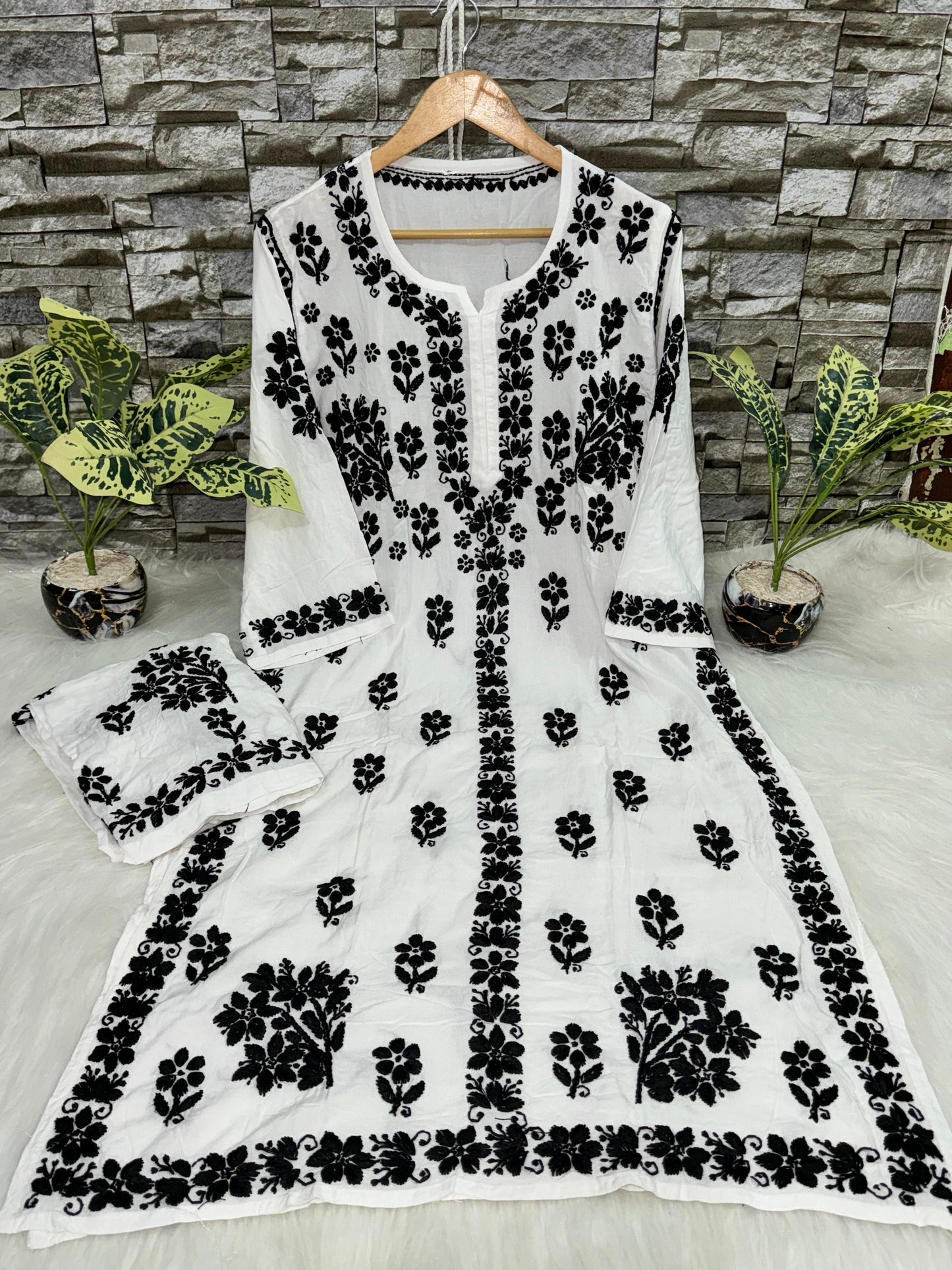 Lucknow Chikankari