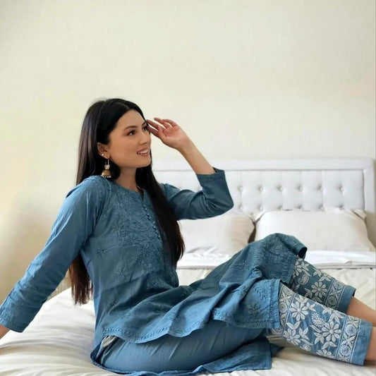 The Timeless Elegance of Chikankari: Exploring Various Styles and Kurtis - Inayakhan Shop 