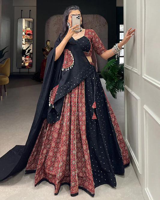 Black Mirror Work Cotton Garba Dandiya Chaniya Choli