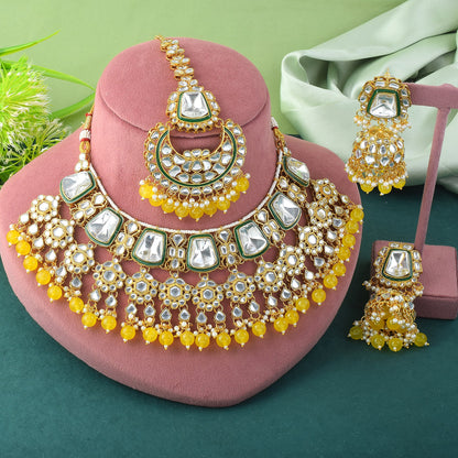 Classic Yellow Kundan Bridal Necklace Set with Maang Tikka
