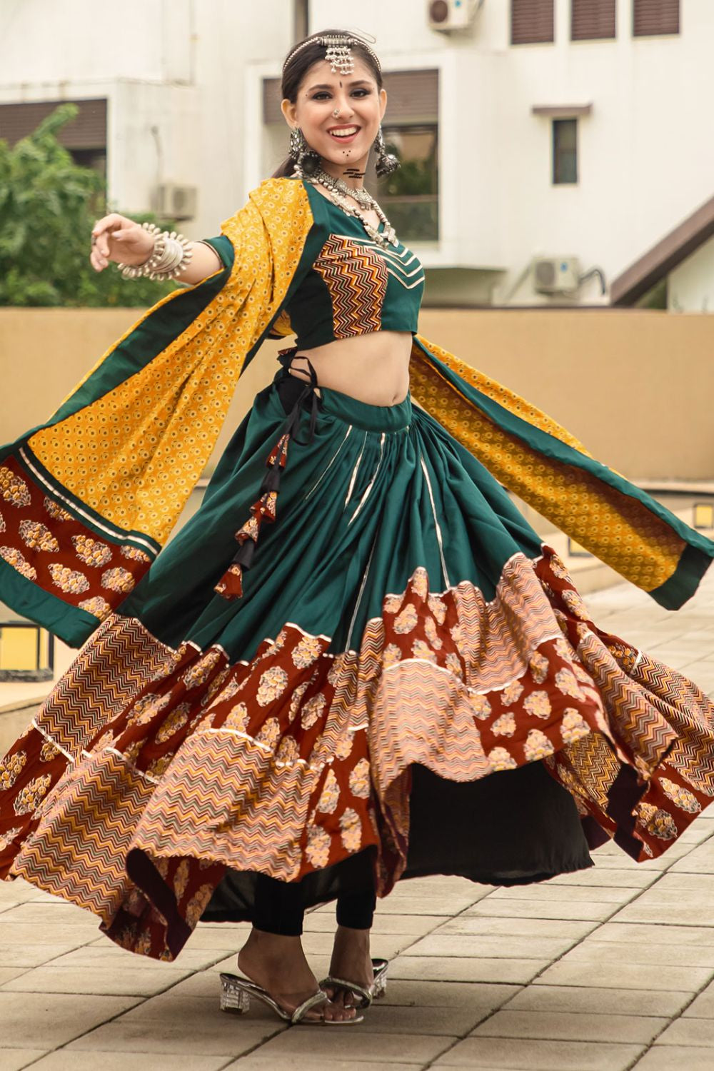 Dark Green Navratri Garba Chaniya Choli Set