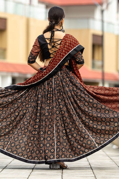 Black Navratri Garba Chaniya Choli Set 6 Meter flair for Dandiya