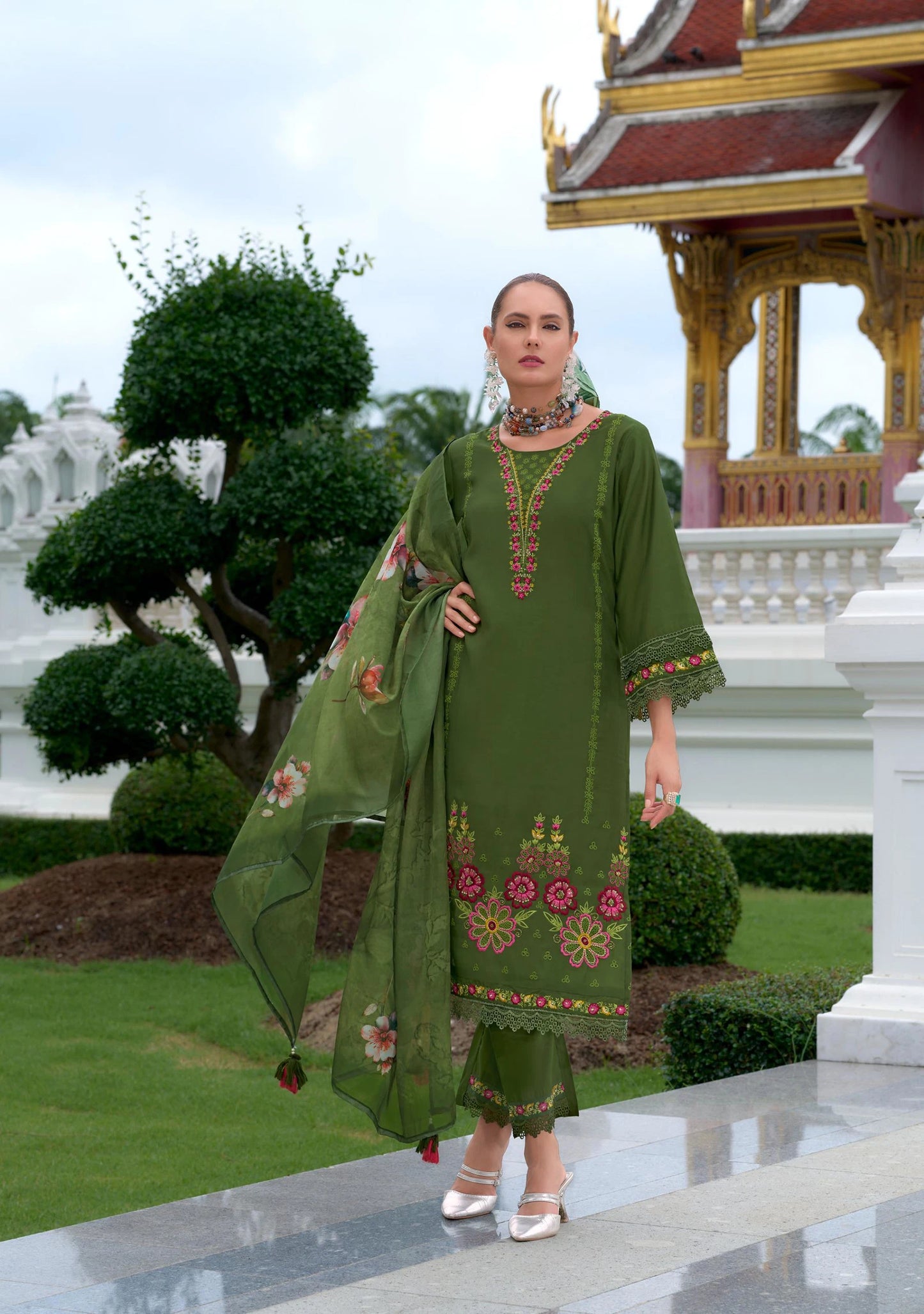 Green Pakistani Style Salwar Kameez Dupatta Set with Organza Dupatta