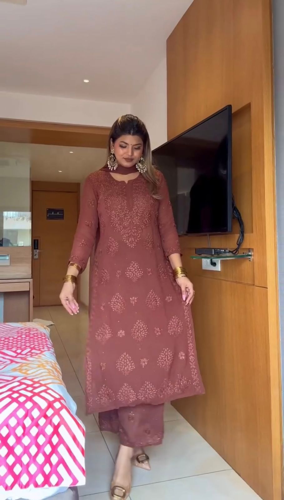 Elegant Dusty Rose Viscose Chikankari Kurti Set with 3D Handwork Inner included