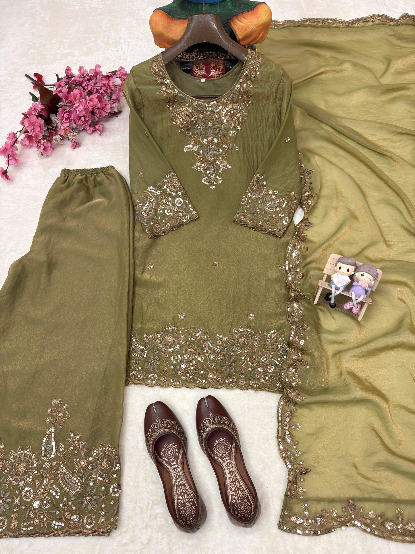 Mehendi Color Zara-Zari Collection: NC Moss Silk Embroidered Kurti & Palazzo Set