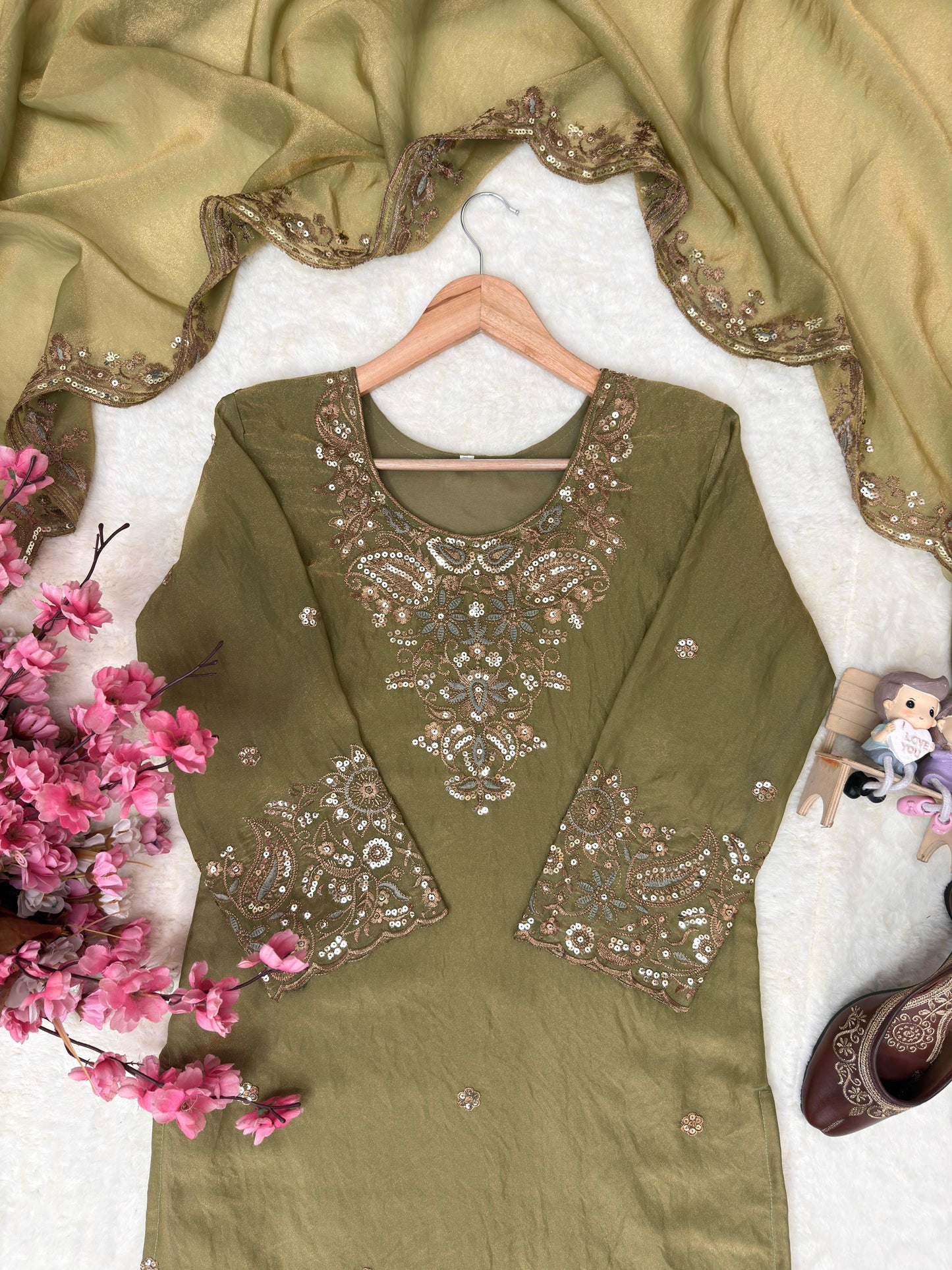 Mehendi Color Zara-Zari Collection: NC Moss Silk Embroidered Kurti & Palazzo Set