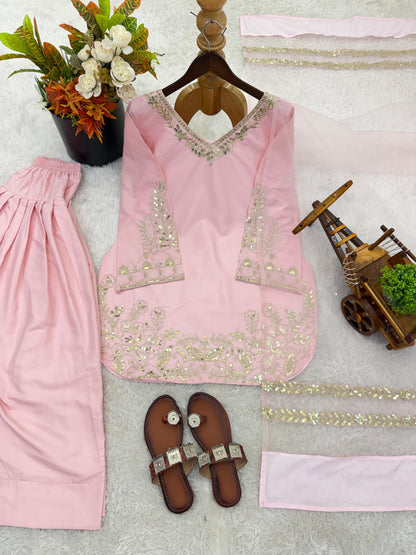 Soft Baby Pink Regal Farshi Silhouette: Designer Crepe Silk & Sequins Set