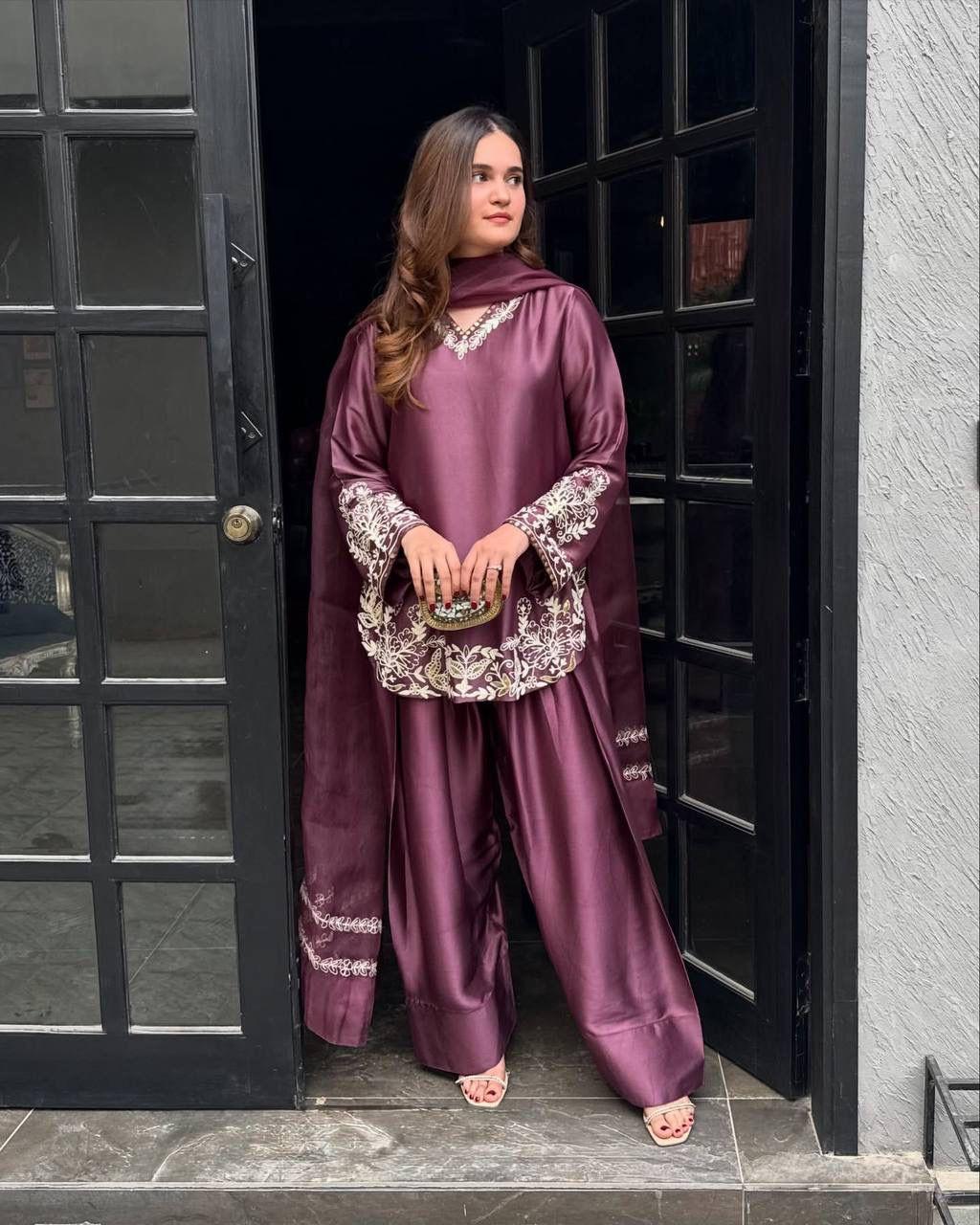 Dusty Pink Regal Farshi Silhouette: Designer Crepe Silk & Sequins Set