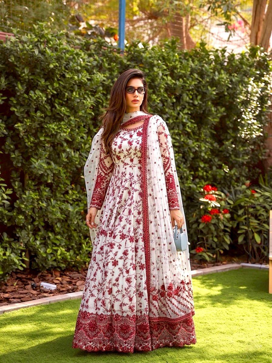 White Maroon Exquisite Georgette & Soft Organza Silk Embroidered Gown Set