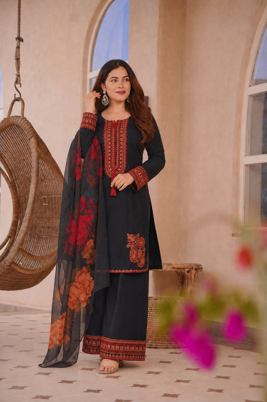 Black Maska Cotton Embroidered Pakistani Farsi Salwar Kurta Set