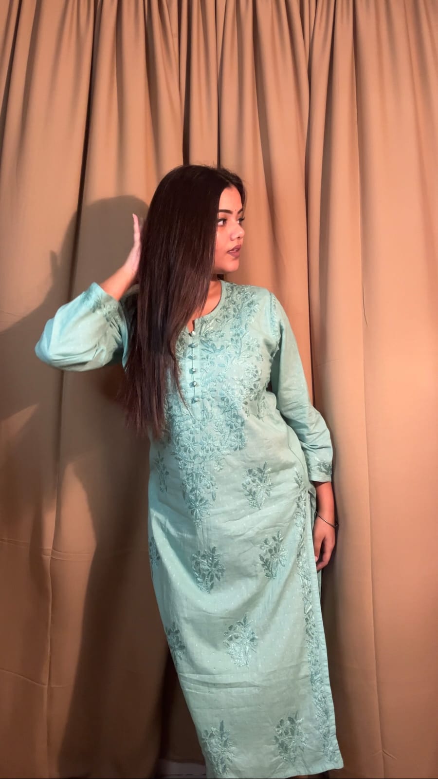 Pastel Green Lucknowi Chikankari Heavy Work Kurti & Handcrafted Lycra Cotton Pant Set ❤️