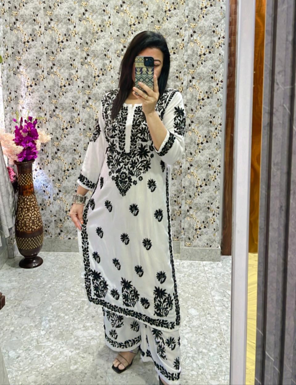 Black Thread Lucknowi Elegance Rayon Chikankari Kurti Set - Inayakhan Shop 