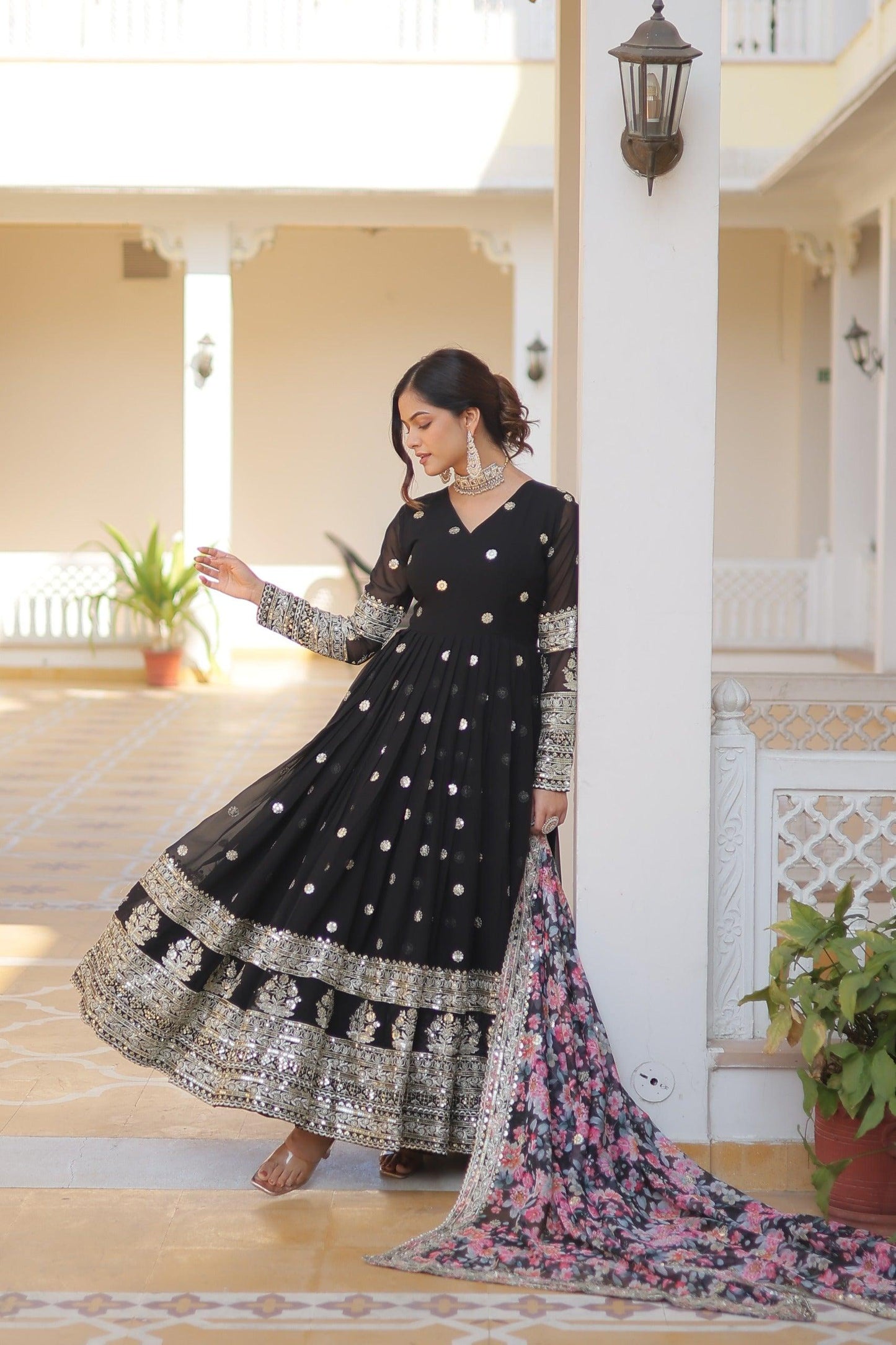 🌸 Elegant Black Georgette Zari Sequins Gown with Tabby Silk Dupatta 🌸 - Inayakhan Shop 