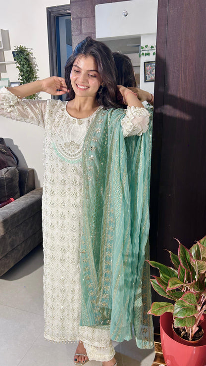 Glittering Charm: Georgette Sequined Embroidered Top and Pant Set with Green Dupatta - Inayakhan Shop 