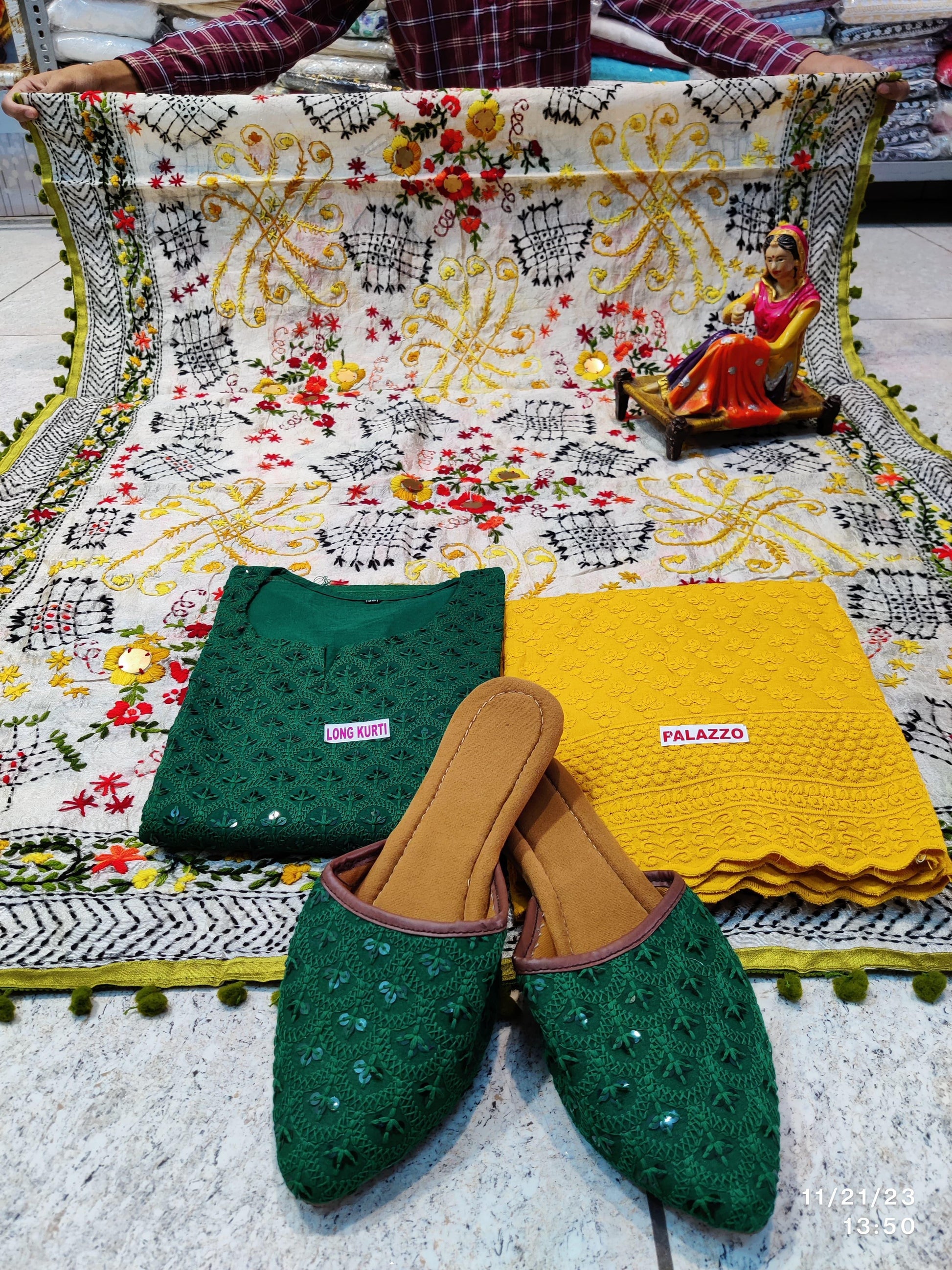 Green and Yellow Ensemble 4 Pc With Jutti , Chikankari Kurti Pallazo and Elegant Mirror work Dupatta - Inayakhan Shop 