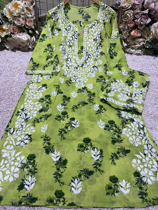 Green Enchanting Floral Elegance MulMul Set with Heavy Side Border Work - Inayakhan Shop 