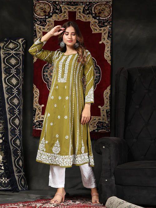 Green Floral Fantasy Rayon Top with Embroidered Palazzo - Inayakhan Shop 