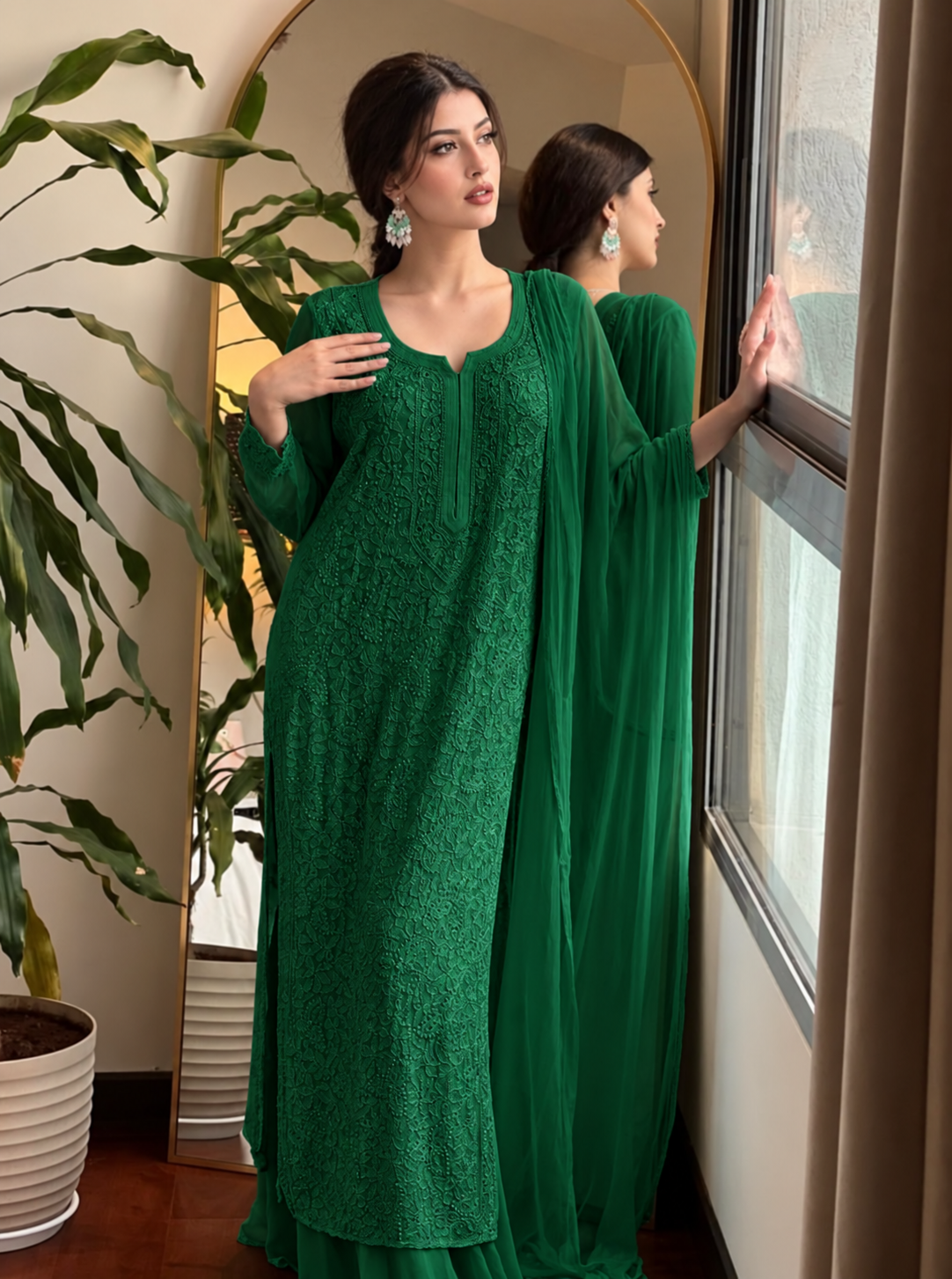 Premium Emerald Green Resham Viscose Jaal Kurti, Palazzo & Dupatta Set (New)