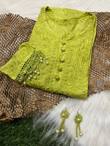 Green Elegant Chanderi Kurti with Quraishiya & Moti Work – Matching Handmade Earrings & lycra Pant