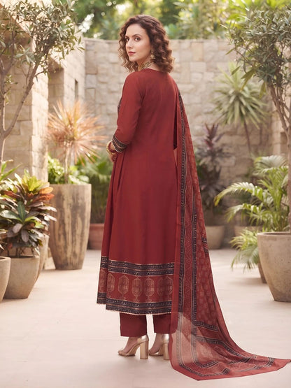 Maroon pure cotton Jaipuri Anarkali kurta pants set with Bagru print dupatta, back view | InayaKhan