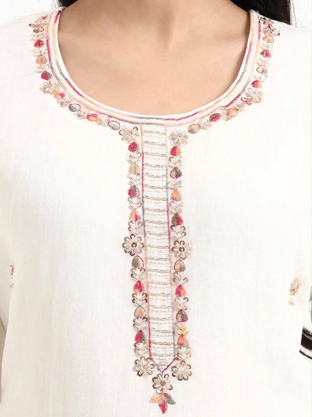 White Chanderi silk Jaipuri kurta trouser set with pink gold dupatta – neckline embroidery detail