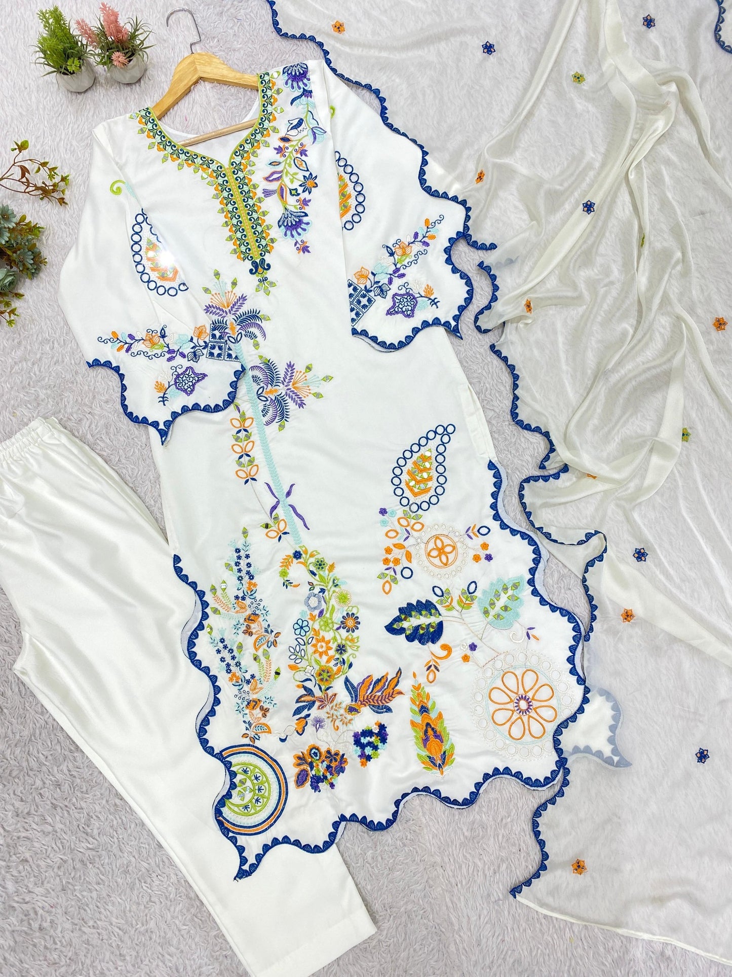 Ivory white Pakistani kurti pant and embroidered dupatta set flat lay