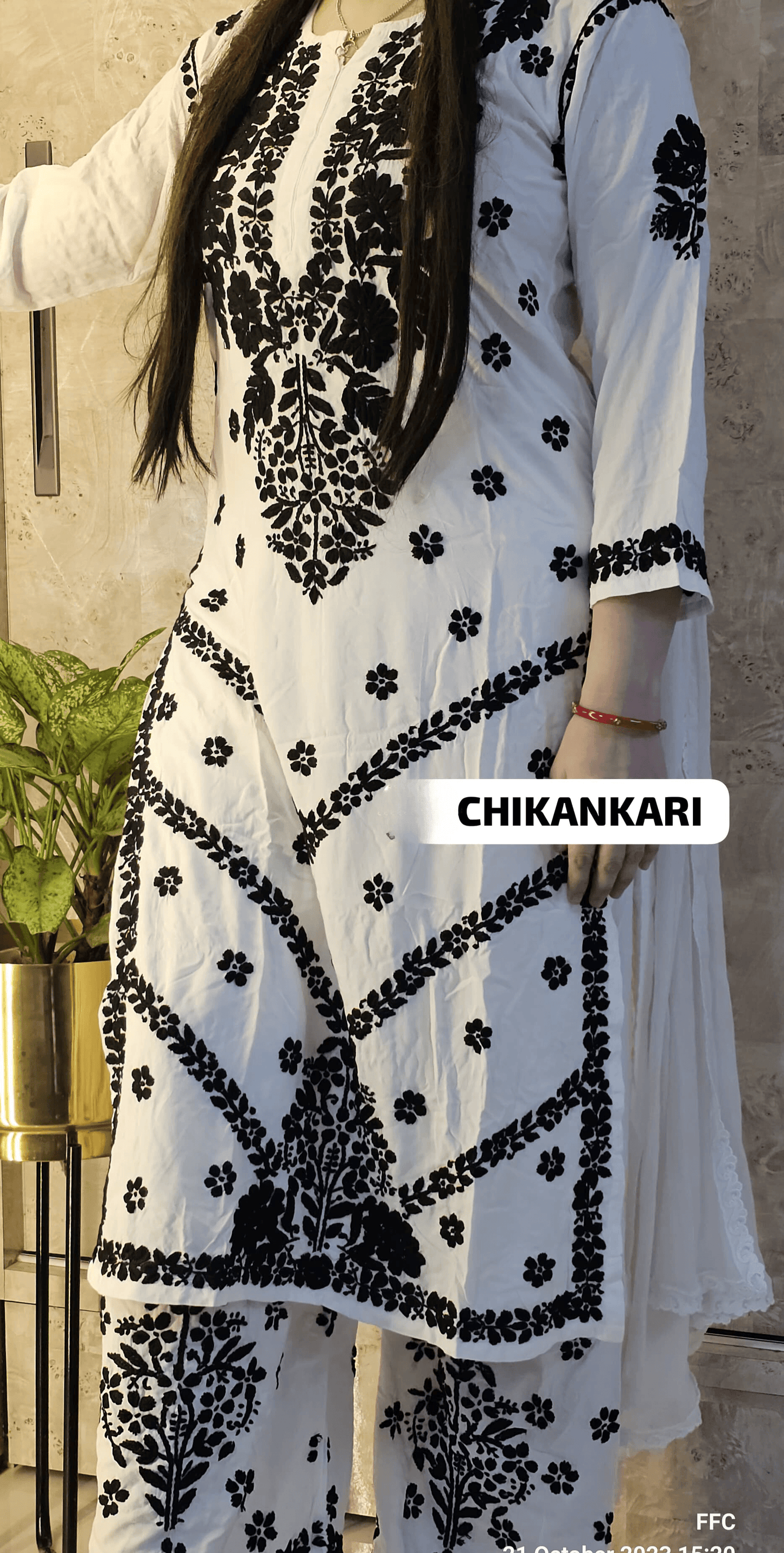 Limited Stock Monochrome Majesty Chikankari Coord Set - Inayakhan Shop 