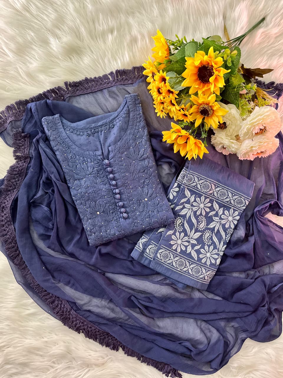 Lavendar Lucknowi Chikankari Dobby Cotton Kurti Set with Mukaish Work