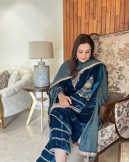 Deep Blue Luxe Velvet Shalwar Suit Set (Limited Stock)