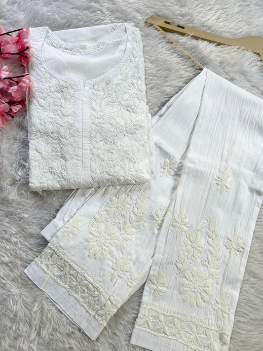 White Divine Comfort: Pure Cotton Kurti and Pant Set - Inayakhan Shop 