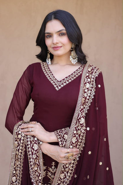 wine designer V neck and embroidered dupatta detail