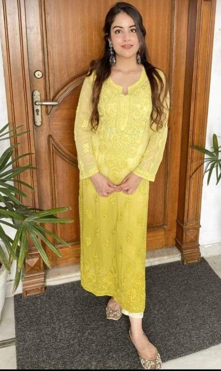 Yellow Breezy Bliss Dyed Viscose Long Kurti - Inayakhan Shop 