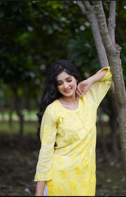 Yellow Ethereal Blossoms: 3D Muslin Kurti and Pant Set - Inayakhan Shop 