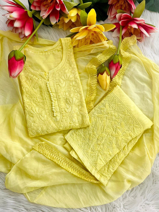 Yellow 🌻 Exclusive Dobby Cotton Full Dyeable 3-Piece Set with Chiffon Dupatta 🌻 - Inayakhan Shop 