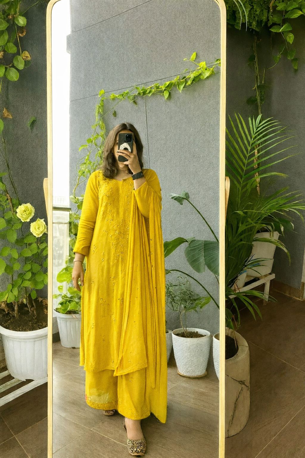 Yellow Regal Embroidered Viscose Chikankari Kurta Set with Mukaish Work