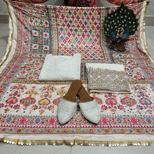 Design-2 White Cambric Cotton Kurti with Digital Pakistani Mirror Dupatta Set - Inayakhan Shop 